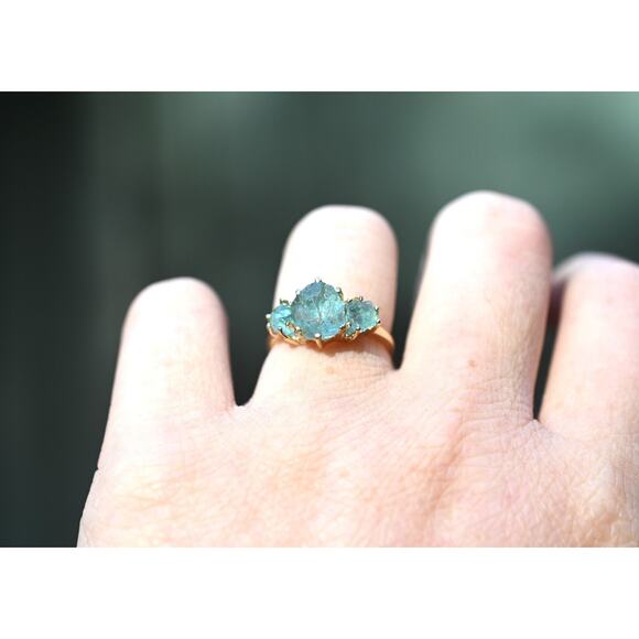 Raw aquamarine ring, crystal ring, three stone ring, natural gemstone jewelry - Picture 3 of 6
